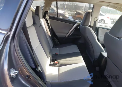 2014 Toyota Rav4 Xle z USA, uszkodzony, nr VIN 2T3RFREV5EW162000